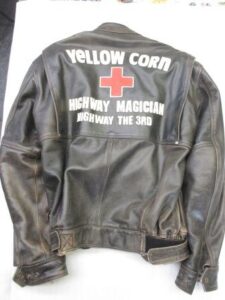 ＹＥＬＬＯＷＣＯＲＮレザージャケット補修施工になります。