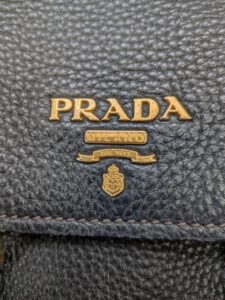 京都　ＰＲＡＤＡショルダーバッグをリペアさせて頂きました。