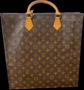 京都　ルイ・ヴィトン　サックプラのカスタムをご紹介します。