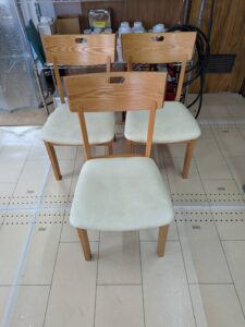 京都／ダイニングチェアー修理のご紹介です。